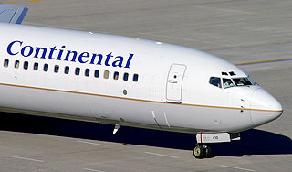 Пожар на борту Boeing 737 ранил пассажиров Пожар на борту Boeing 737 ранил пассажиров