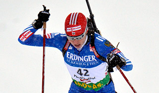 Женская эстафета вновь "золотая" Женская эстафета вновь "золотая"