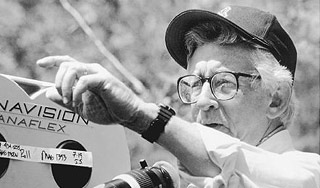 Умер режиссер фильма "Убить пересмешника" Умер режиссер фильма "Убить пересмешника"