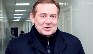 Юрий Стоянов губит свою жизнь Юрий Стоянов губит свою жизнь