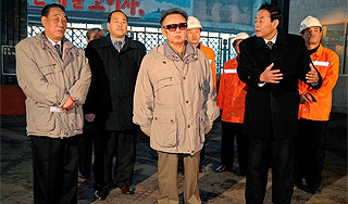 Ким Чен Ир опроверг слухи о своей смерти Ким Чен Ир опроверг слухи о своей смерти