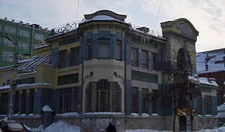 В Самаре вспыхнул легендарный дом-музей В Самаре вспыхнул легендарный дом-музей