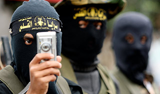 Израиль ударил с воздуха по сектору Газа Израиль ударил с воздуха по сектору Газа