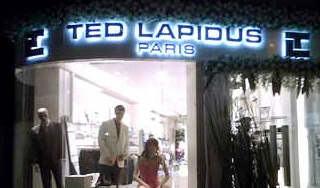 Ушел из жизни легендарный модельер Ушел из жизни легендарный модельер