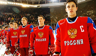 Хоккейная молодежка зажигает новые звезды Хоккейная молодежка зажигает новые звезды