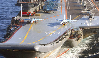 Россия отразит атаки пиратов с воздуха Россия отразит атаки пиратов с воздуха