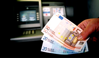 В Польше из обменника украли миллион В Польше из обменника украли миллион