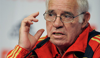 Испанский тренер обошел Хиддинка Испанский тренер обошел Хиддинка