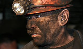 Загорелась шахта в Луганской области Загорелась шахта в Луганской области