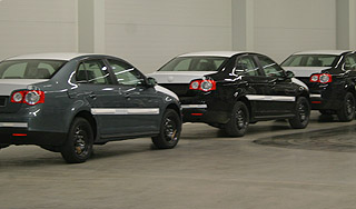 Скоро россияне начнут скупать автомобили Скоро россияне начнут скупать автомобили