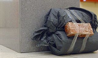 Мужчина взорвал себя ради денег Мужчина взорвал себя ради денег