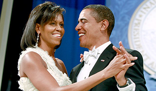 Обама пригласил на танец сержанта Обама пригласил на танец сержанта