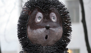 В Киеве поставили памятник "Ежику в тумане" В Киеве поставили памятник "Ежику в тумане"