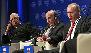 Путин потребовал для России равноправия Путин потребовал для России равноправия