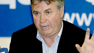 Почему Хиддинк отказался от Павлюченко Почему Хиддинк отказался от Павлюченко