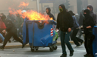 В Греции понимается новая волна протестов В Греции понимается новая волна протестов