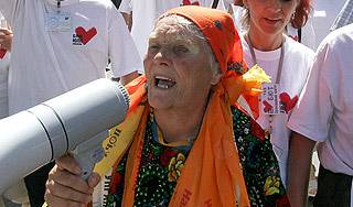 Баба Параска нашла выход из кризиса Баба Параска нашла выход из кризиса