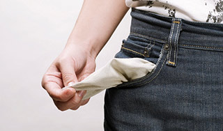 Американцы резко сокращают расходы Американцы резко сокращают расходы