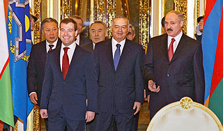 Россия объединила армии соседей Россия объединила армии соседей