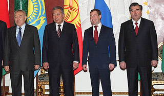 Россия создала союз для борьбы с кризисом Россия создала союз для борьбы с кризисом