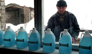 В "незамерзайке" нашли сильный яд В "незамерзайке" нашли сильный яд