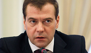 Медведев предложил реформировать партии Медведев предложил реформировать партии