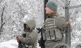 Обама будет торговаться с Россией за базу Обама будет торговаться с Россией за базу