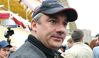 Николай Фоменко игнорирует дочь Николай Фоменко игнорирует дочь