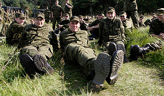 Эстония поможет НАТО десятком солдат Эстония поможет НАТО десятком солдат