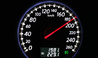 Министр потерял работу из-за нарушения ПДД Министр потерял работу из-за нарушения ПДД