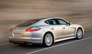 Названы цены на Porsche Panamera в России Названы цены на Porsche Panamera в России