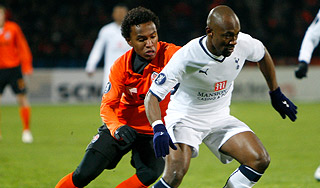 Команда Павлюченко проиграла в Донецке Команда Павлюченко проиграла в Донецке