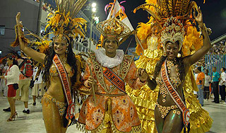 В Бразилии начался легендарный карнавал В Бразилии начался легендарный карнавал