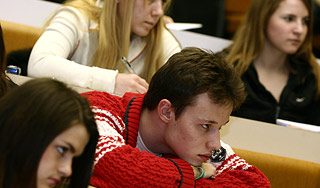 Кризис помогает студентам учиться Кризис помогает студентам учиться