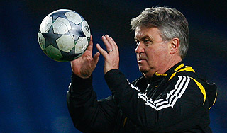 "Старая Синьора" проэкзаменует Хиддинка "Старая Синьора" проэкзаменует Хиддинка