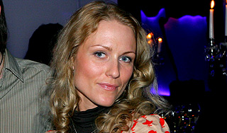 Катя Гордон соблазнила школьника Катя Гордон соблазнила школьника