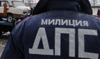 В Москве пьяный протаранил гараж В Москве пьяный протаранил гараж