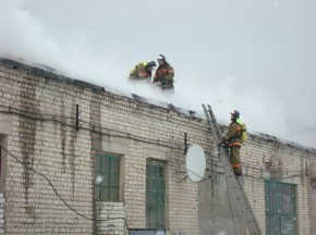 Пятнадцать пожаров произошло за выходные в Брянской области Пожар в Малом Полпино. Фото в пресс-службы ГУ МЧС РФ по Брянской области