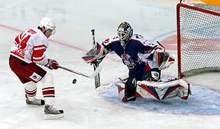 "Спартак" победил в Санкт-Петербурге "Спартак" победил в Санкт-Петербурге