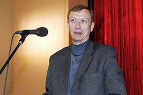 Денин, уходи!