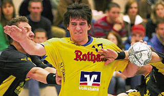 Перспективный немец умер во время матча Перспективный немец умер во время матча