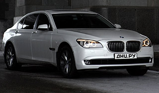 Дни.Ру протестировали новую "семерку" BMW Дни.Ру протестировали новую "семерку" BMW