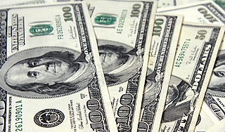 Доллар упал ниже 36 рублей Доллар упал ниже 36 рублей