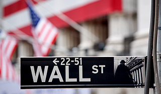 Уолл-стрит хоронит крупнейшие банки США Уолл-стрит хоронит крупнейшие банки США