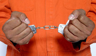 Узник Гуантанамо рассказал о пытках ЦРУ Узник Гуантанамо рассказал о пытках ЦРУ