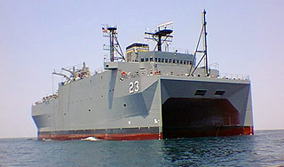 США отогнали китайские суда водометом США отогнали китайские суда водометом