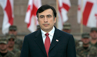 Саакашвили переделает армию Грузии Саакашвили переделает армию Грузии