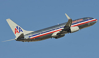 Обломки авиалайнера упали на Нью-Йорк Обломки авиалайнера упали на Нью-Йорк