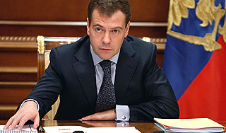 Медведев назвал кризис беспрецедентным Медведев назвал кризис беспрецедентным