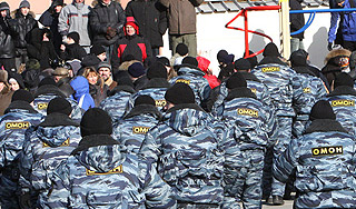 Банк в Кузбассе взяли штурмом Банк в Кузбассе взяли штурмом